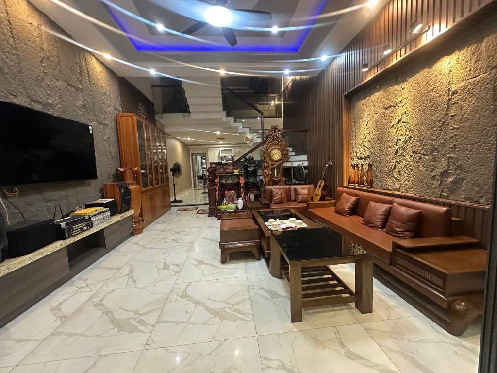 🏡 Bán nhà 3 tầng đường Nguyễn Cảnh Dị. Gần chợ Hòa Khánh, Đà Nẵng 💎