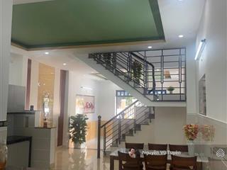 Bán nhà 2 tầng đường bầu cầu 9  hoà xuân