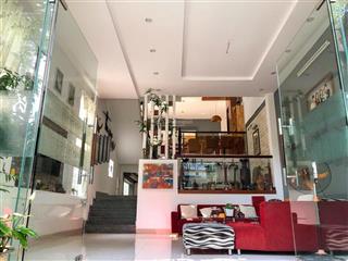 Bán nhà 3 tầng góc 2 mặt tiền 5m5 hoà cường. dt 100m2 nhà kiên cố sát tiểu la, 30/4 vị trí đẹp