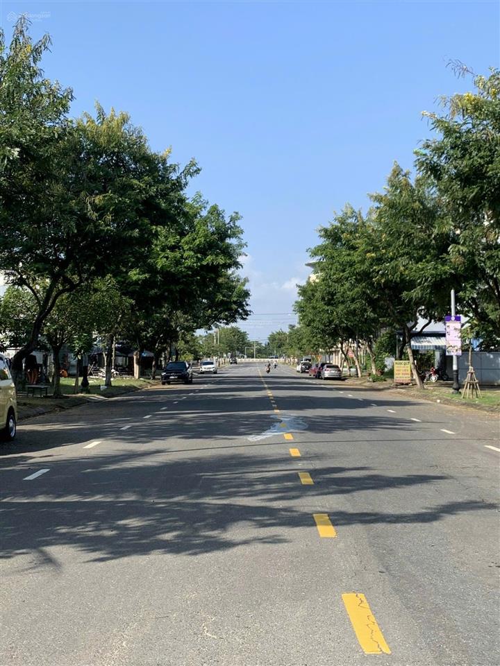 Bán nhà 3 tầng đường 15m trần đăng ninh hải châu. dt 112m2 sát toà masterise, tháp phan đăng lưu