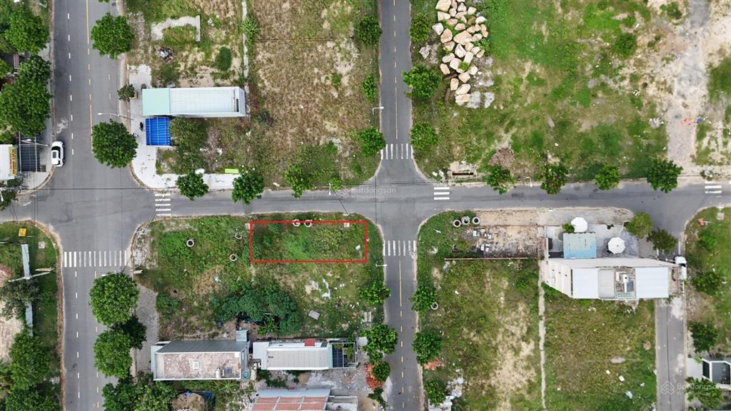 Bán lô góc thông biển võ văn đồng và phan đình thông nhìn ra bãi biển, khu tân trà.