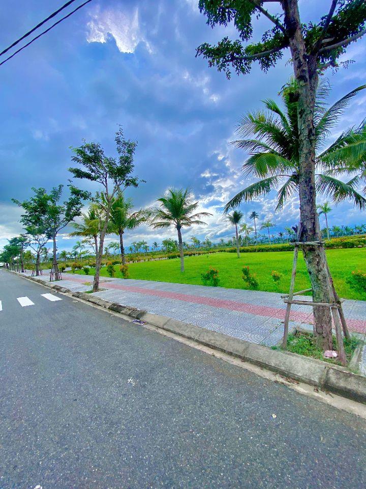 ĐẤT ĐẦM SEN ĐÀ NẴNG CẦN BÁN LÔ GÓC ĐƯỜNG ĐẦM SEN  TRỤC THÔNG LIỀN KỀ GÓC NGÃ 4
