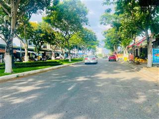 Liên chiểu  đường 10.5m gần biển nguyễn tất thành. bán đất tặng kèm nhà, vị trí đẹp