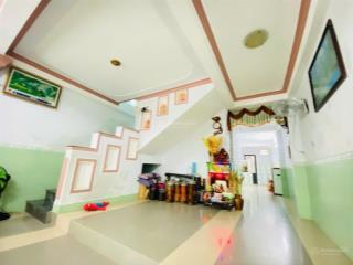 Sơn trà, căn nhà 3 tầng  mặt tiền đường 5.5m. giá tốt nhất khu vực 6. x tỷ