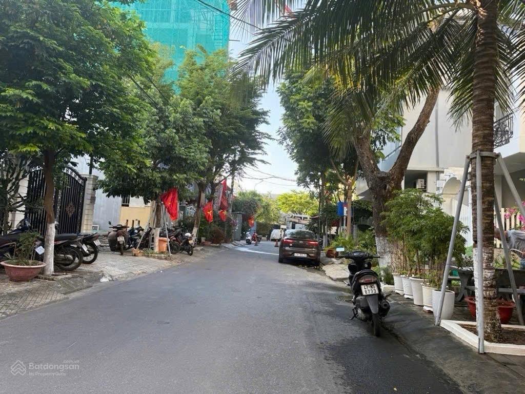 Phố tây an thượng, lô đất đường phan tôn, vị trí đẹp , gần biển.
