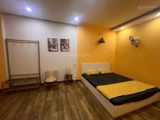 Nam việt á, nhà 2 tầng  góc 2 mặt tiền đường. giá nhỉnh hơn 15 tỷ .  0935 348 ***