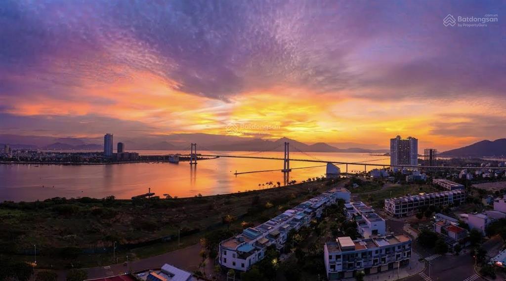 Mặt tiền đường lê văn duyệt, view trực diện sông hàn