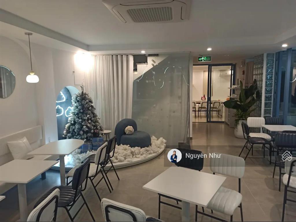 Đẳng cấp! tòa căn hộ 6 tầng góc 2mt trịnh công sơn ngay cổng đh đông á, sầm uất ngày đêm, 105m2