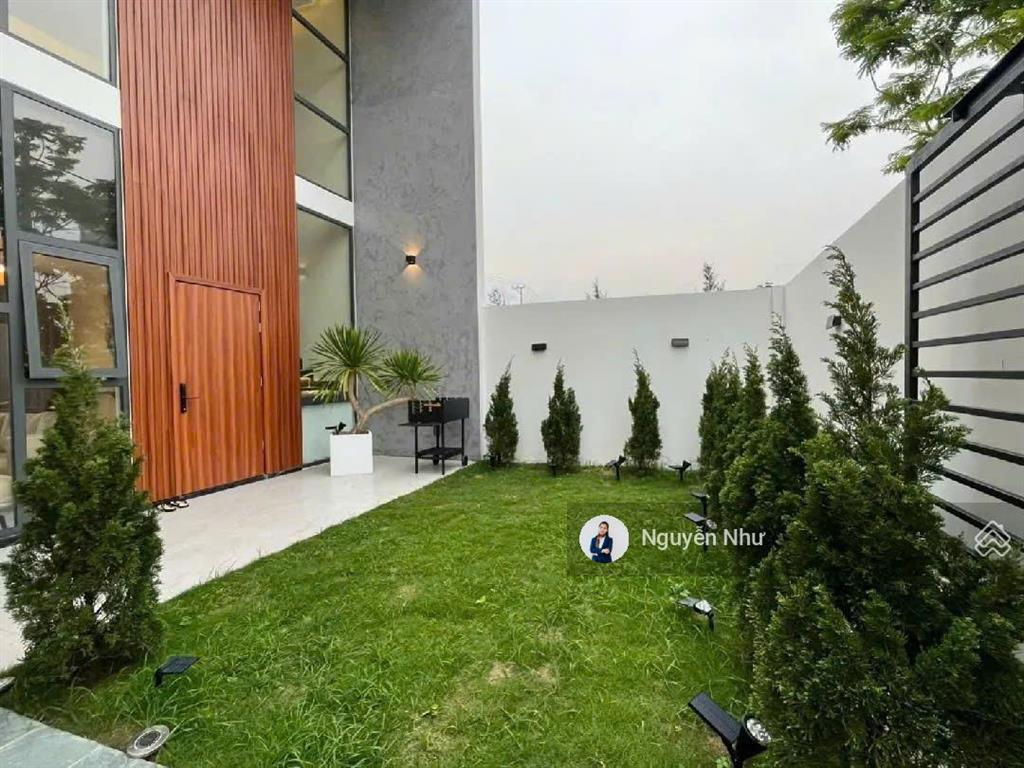 Sở hữu ngay căn villa view vịnh biển đà nẵng  hồ bơi riêng, 180 m2 sẵn dòng tiền, chỉ nhỉnh 20 tỷ