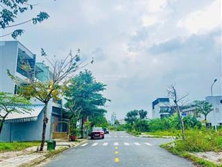 Bờ quan 6 khu nam hoà xuân gần sông vị trí cực đẹp giá rẻ nhất.  0935 272 ***