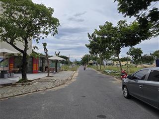 Chính chủ cần bán gấp góc 2 mặt tiền 213m2 phan đình thông  ngay võ quí huân