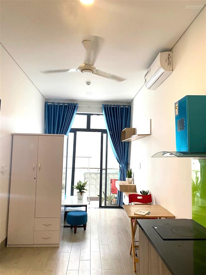 Tòa căn hộ 5 tầng gần phan tứ, chế lan viên. doanh thu 60 triệu tháng.