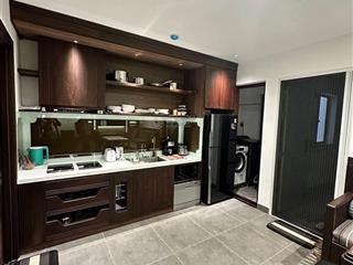 Tòa căn hộ 5 tầng phố tây an thượng. doanh thu 130 triệu tháng