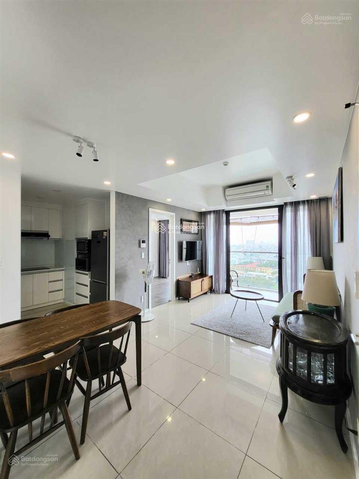 Bán căn hộ view sông hàn, dt 62,7m2 (2pn)  bàn giao nội thất liền tường cao cấp, sổ hồng vĩnh viễn