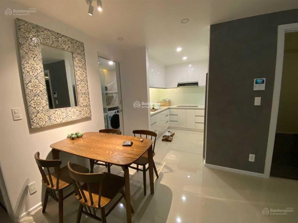 Bán căn hộ view sông hàn, dt 62,7m2 (2pn)  bàn giao nội thất liền tường cao cấp, sổ hồng vĩnh viễn