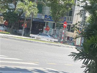 Cần bán nhà 2 tầng đường an dương vương vị trí đẹp gần sông, dt 110m2, thuộc mỹ an, nhs, đà nẵng