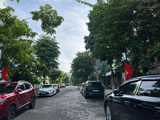 Bán đất tặng nhà 2 mt trước sau phó đức chính, 109m2, ngang 6m nở hậu đẹp gần vương thừa vũ