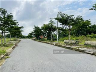 Chào bán lô 122.5m² sạch đẹp sát sông cổ cò