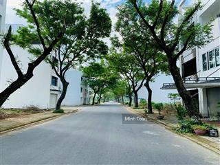 Hạ giá bán nhanh lô 144m2, ngay trường đh fpt