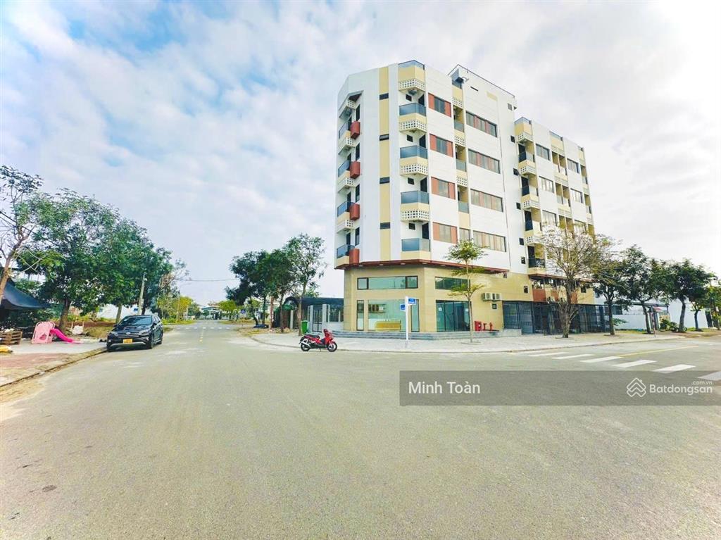 Duy nhất 1 cặp đất ngay trường fpt, ngang 12m