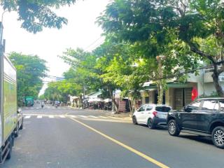 Cần bán lô diện tích lớn mặt tiền huỳnh ngọc huệ vuông vức siêu đẹp