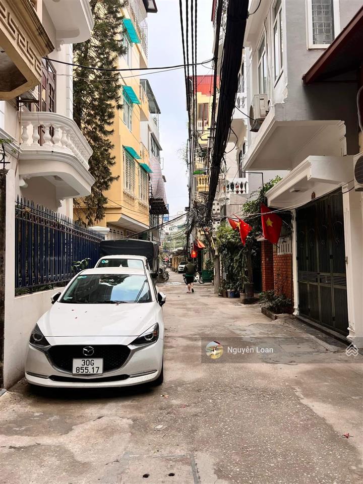 Bán đất ngõ 548 nguyễn văn cừ phân lô hơn 13 tỷ 80m2 thửa vuông ô tô vào đất 0333 319 ***