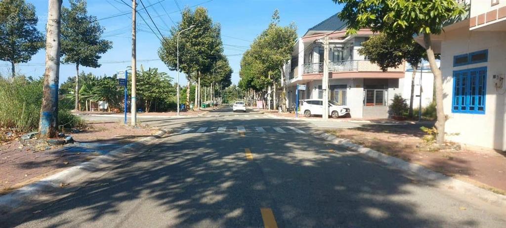Bán đất mặt tiền phan anh, bà rịa đẹp ko vướng đối diện công viên giá 2.850 0933 366 ***
