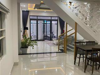 Nhỉnh 8 tỷ  bán nhà 2 tầng mặt tiền kiệt chế lan viên, cách biển mỹ khê vài bước chân