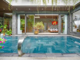 Bán toà căn hộ 8 tầng, tiêu chuẩn 5 sao. sát biển mỹ khê đà nẵng. doanh thu 3,5 tỷ/năm