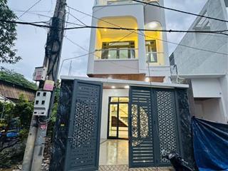 Bán nhà 1 trệt 2 lầu ngay khu dân cư bửu hòa, đường nhựa xe hơi né nhau, sổ riêng thổ cư, hoàn công