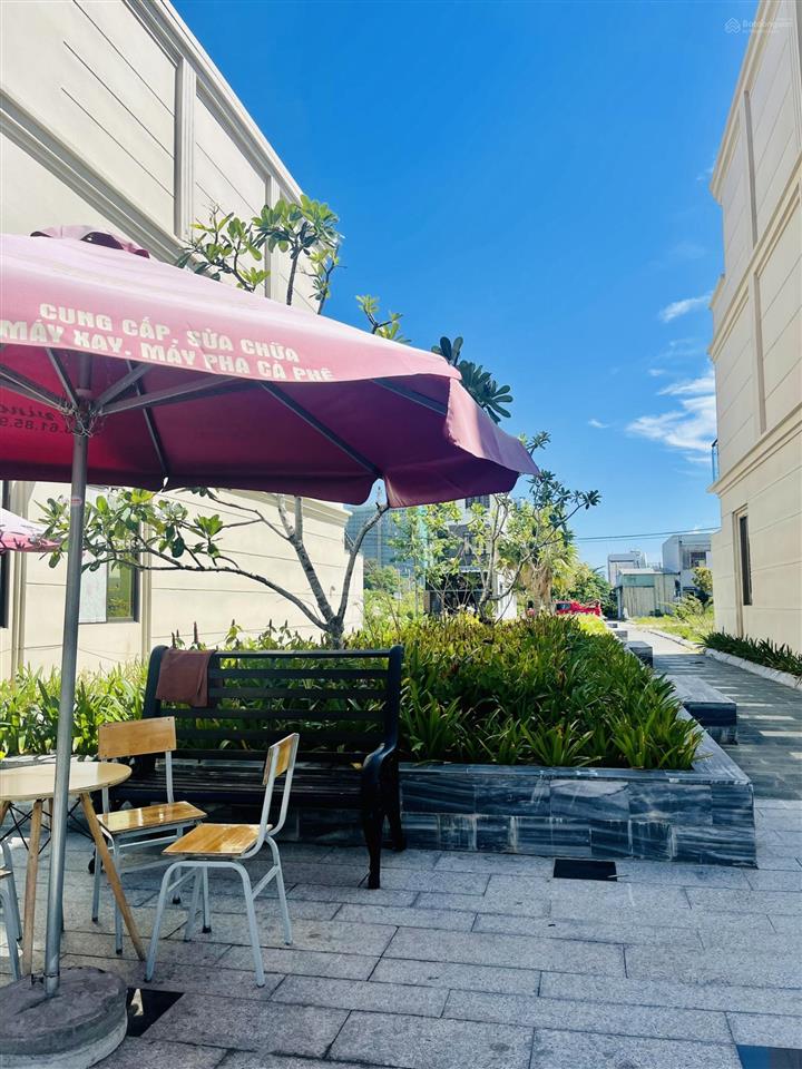 Chỉ 53 triệu/m2  quý anh chị sở hữu ngay shophouse 3 tầng mặt tiền đường 15m. mức giá đầu tư