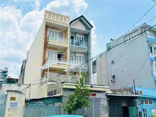 Bán nhà dt 4m x 28m đang khai thác chdv cho thuê 45tr/tg mặt tiền dương quảng hàm
