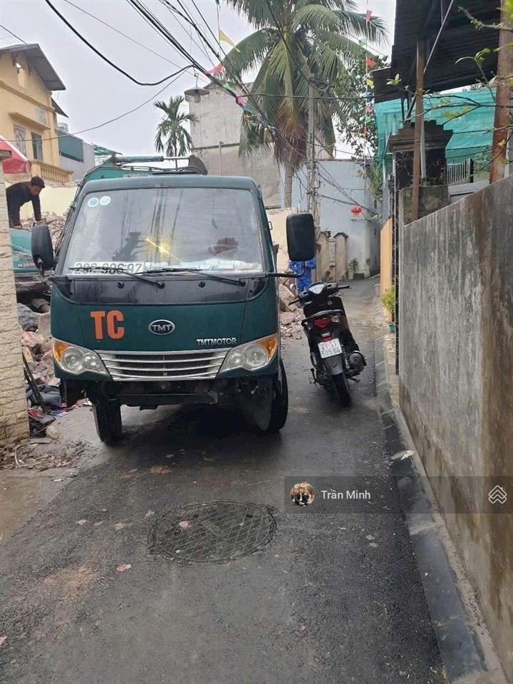 Bán nhanh mảnh đất giá rẻ nhất khu cổ loa ô tô ngủ trong đất gần cầu tứ liên . 4 6 tỷ.