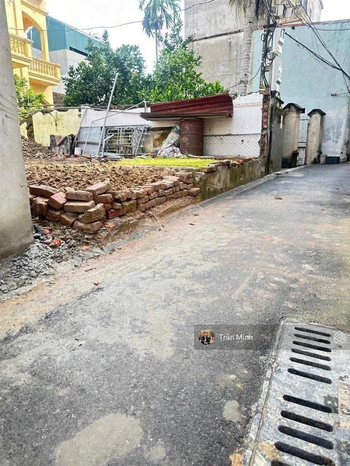 Bán nhanh mảnh đất giá rẻ nhất khu cổ loa ô tô ngủ trong đất gần cầu tứ liên giá 4,550 tỷ