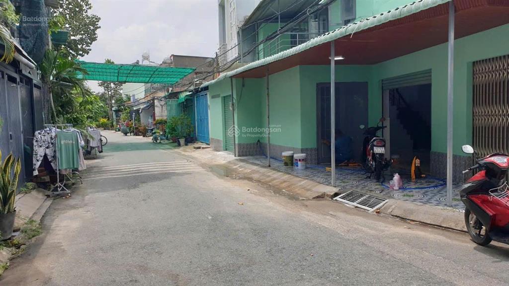 Nhà 1 trệt 1 lầu góc 2mt kdbb, gần đền thánh tâm, đường phan văn hớn