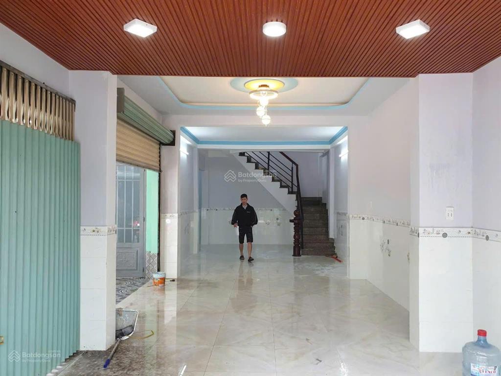 Nhà 1 trệt 1 lầu góc 2mt kdbb, gần đền thánh tâm, đường phan văn hớn