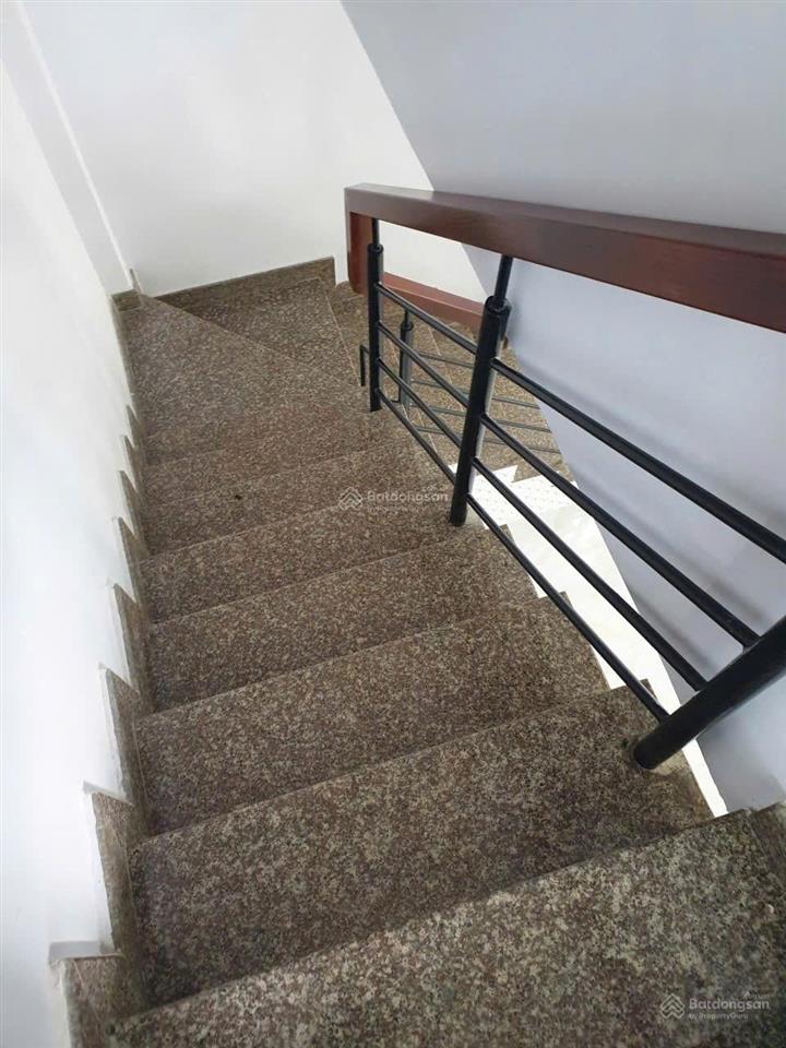 Nhà 1 trệt 1 lầu góc 2mt kdbb, gần đền thánh tâm, đường phan văn hớn