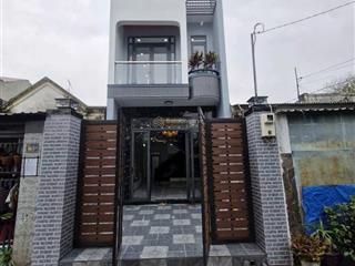 Nhà 1 trệt 1 lầu dt 4 x 18m gần chợ tân hiệp, đường dương công khi