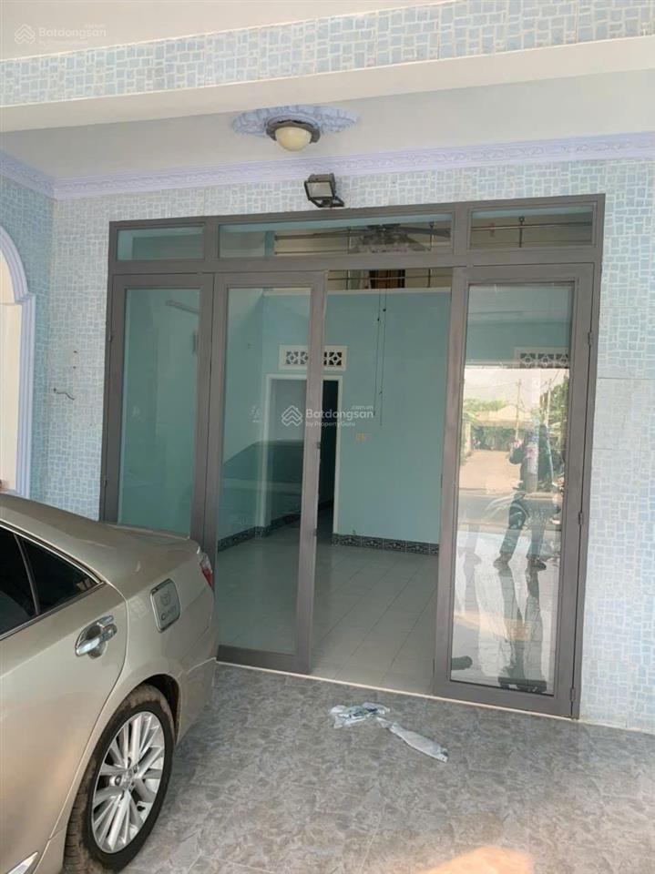 Nhà cấp 4 , dt  6 x 22m mt đường nguyễn thị thử , gần quán gà 34 ,