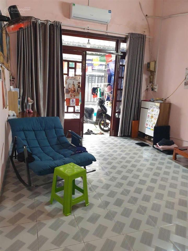 Nhà cấp 4 đúc lửng dt  4 x 22m gần nhà thờ tân mỹ , chợ đầu mối hóc môn