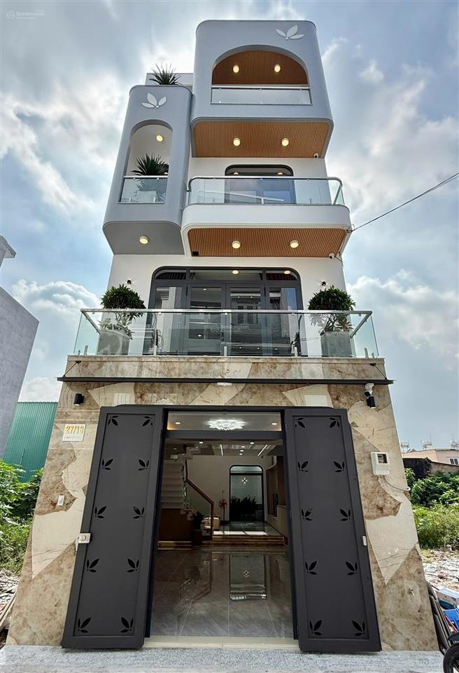 Siêu phẩm nhà mới tuyệt đẹp gần chợ đầu mối hóc môn , thiết kế hiện đại trệt  lửng  2 lầu  st