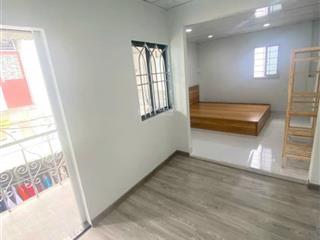 Nhà đẹp thông thoáng  1 trệt 2 lầu, có nt sẵn  đường lương ngọc quyến p5 gò vấp