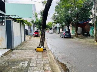 Bán đất tặng nhà mt nguyễn chích, 83m2 giá 4.x tỷ