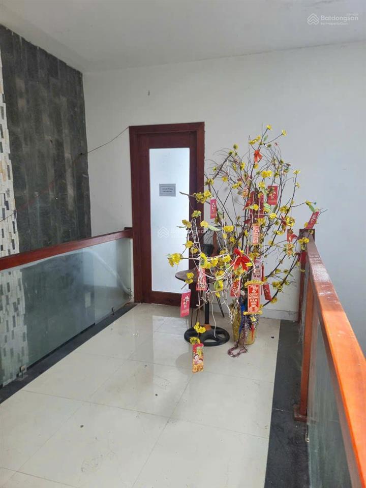 Bán nhà 4 tầng sát biển mt hồ tùng mậu, 81m2, 10.x tỷ tl