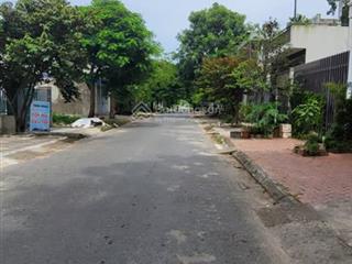 Bán lô 130m2 mặt đường nguyễn như quế  giá 3.4 tỷ, đối diện dự án fpt siêu hot.  0849 621 ***