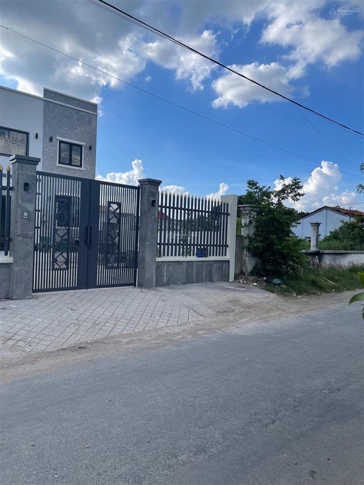 Bán lô đất mặt tiền đường tân liễu hưng long dt 180m2 sổ hồng riêng xây dựng tự do giá 3 tỷ
