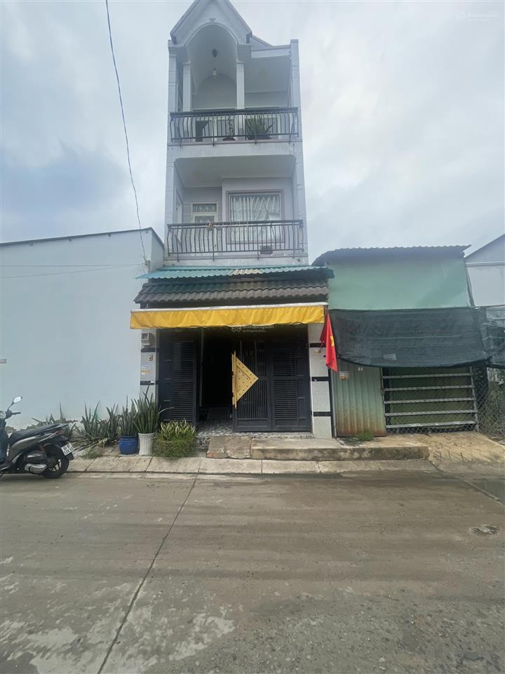 Bán nhà mặt tiền hẻm xe hơi 1419 lê văn lương phước kiển dt 70.8m2 trệt 2lầu 6pn 5wc giá 5.2tỷ