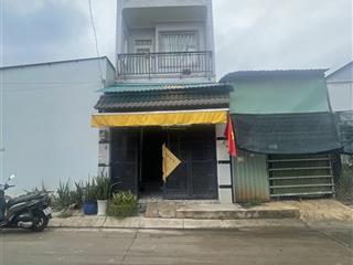 Bán nhà mặt tiền hẻm xe hơi 1419 lê văn lương phước kiển dt 70.8m2 trệt 2lầu 6pn 5wc giá 5.2tỷ