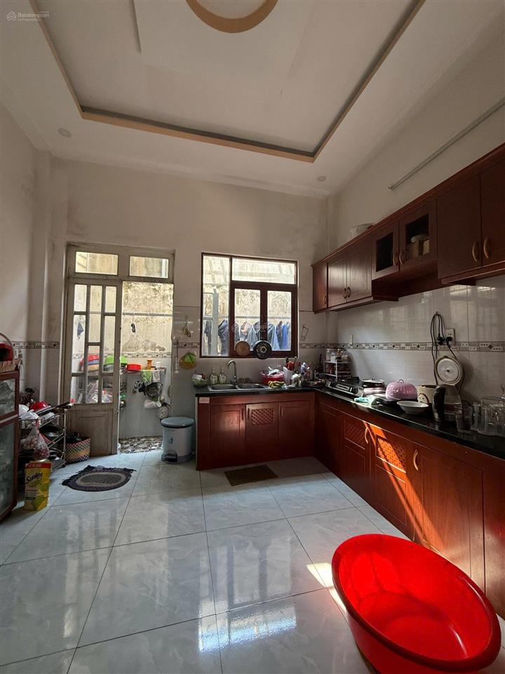 Bán nhà mặt tiền hẻm xe hơi 1419 lê văn lương phước kiển dt 70.8m2 trệt 2lầu 6pn 5wc giá 5.2tỷ