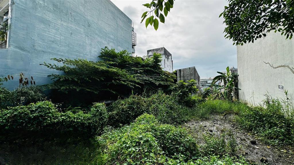 Bán gấp lô đất lê văn lương nhơn đức nhà bè dt 200m2 full thổ cư,sổ hồng riêng ,giá 33tr/m2